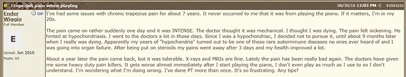 Screenshot of a forum post about repeated pain in the trapezius muscle caused by playing the piano